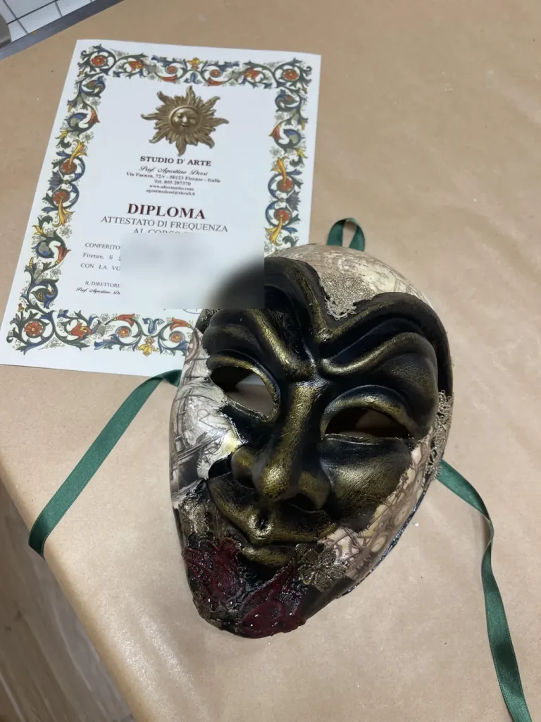 Mask decoration course at Alice Masks, Florence